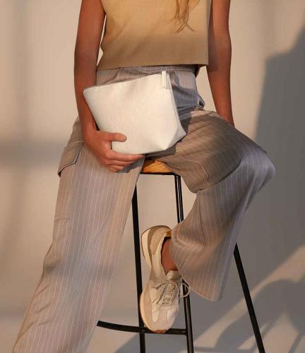 BagBase Felt Accessory Bag - SFW - M